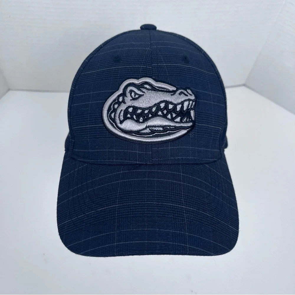 Captivating Headgear NCAA Florida Gators Adjustable Strap Back Baseball Cap OS